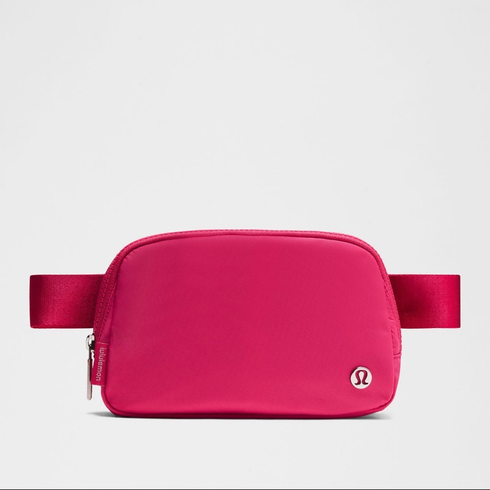 Lululemon Athletica Everywhere Belt bag, 1L, Raspberry Coulis—NWT